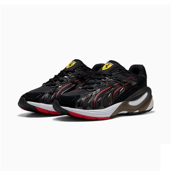PUMA Scuderia Ferrari x Inverse Black Rosso Corsa Size 9 308851 01 - Picture 1 of 9